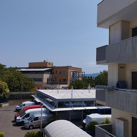 モノーポリ Da Luigi Locazioni Brevi Turistiche Bed & Breakfast 部屋 写真